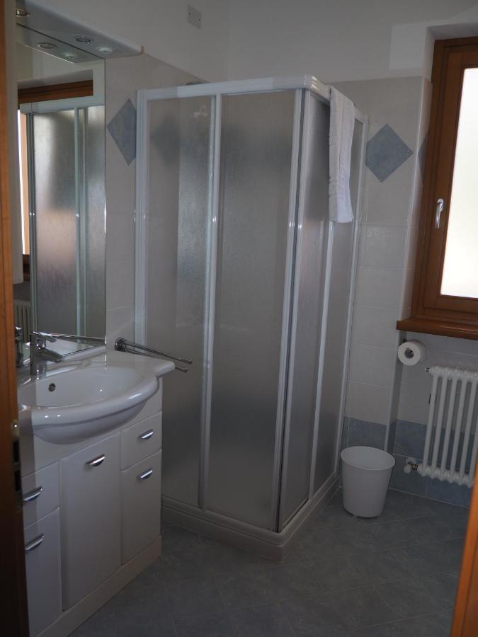 Aparthotel Residenza Arcobaleno à Tenno Extérieur photo