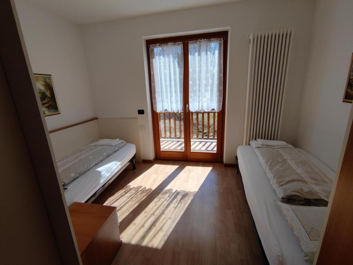 Aparthotel Residenza Arcobaleno à Tenno Extérieur photo